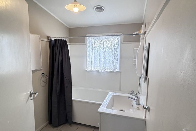 Photo of property in 503 Lyndon Road East, Hastings, 4122