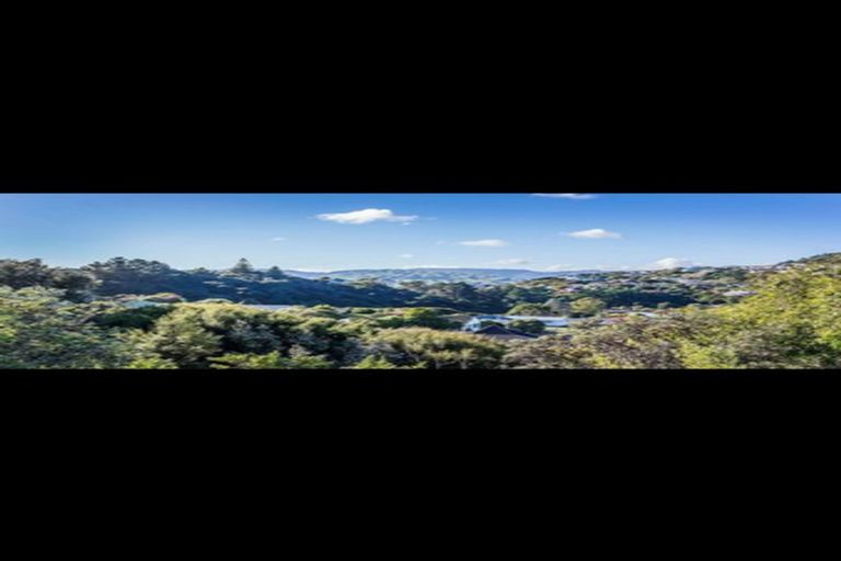 Photo of property in 9-11 Thimble Lane, Whitby, Porirua, 5024