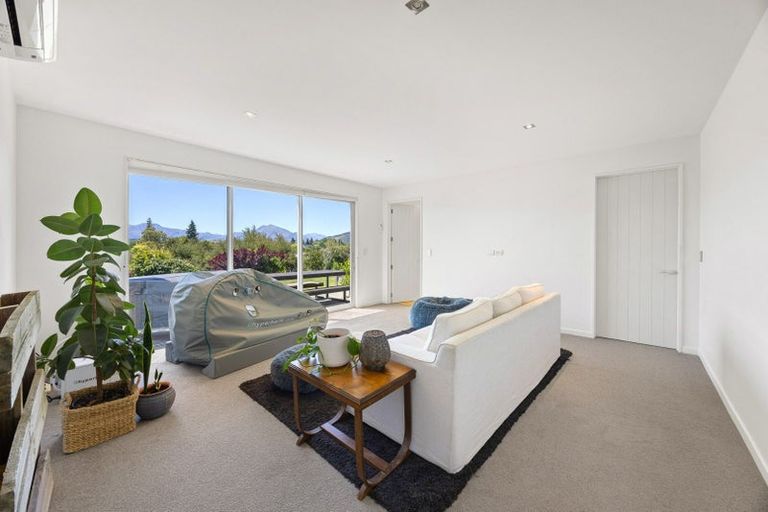 Photo of property in 60 West Meadows Drive, Wanaka, 9305