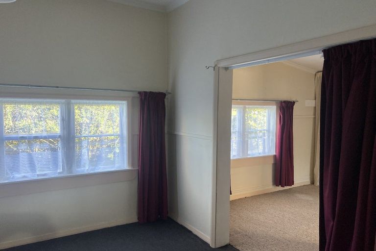 Photo of property in 2 Jervois Terrace, Ohau, Levin, 5570