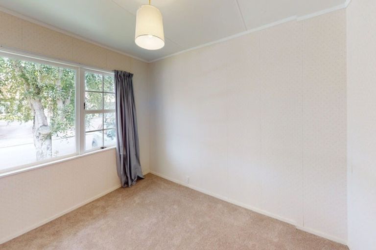 Photo of property in 2 Chittick Place, Saint Johns Hill, Whanganui, 4501