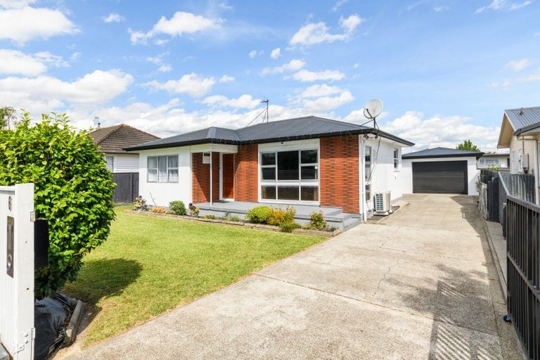 Photo of property in 6 Milton Street, Roslyn, Palmerston North, 4414