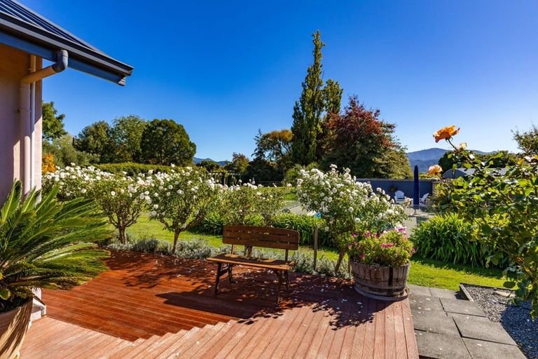 Photo of property in 45 Blicks Road, Renwick, 7204