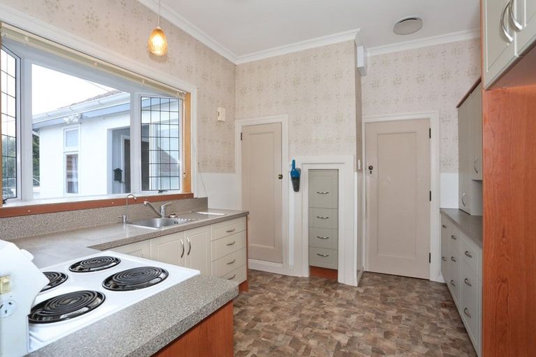 Photo of property in 177 Bridge Street, Bulls, 4818