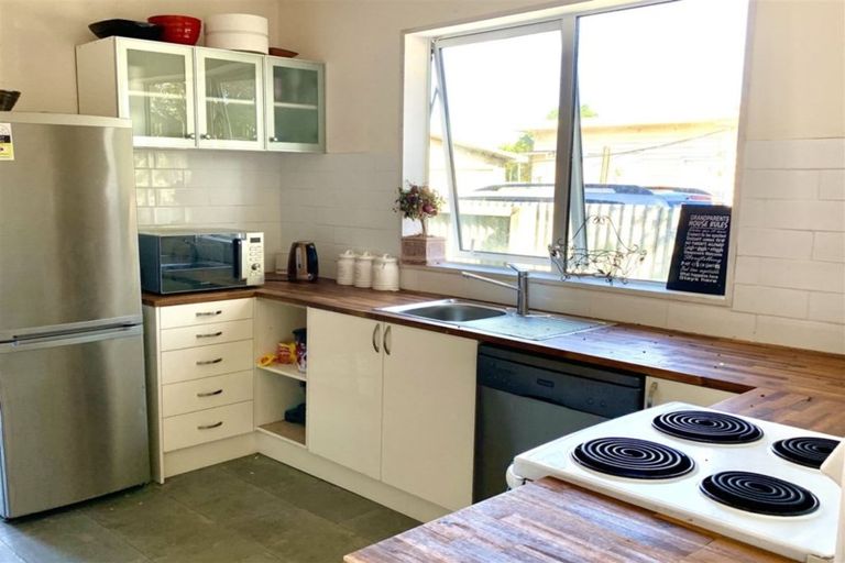 Photo of property in 17 Kearneys Road, Linwood, Christchurch, 8062