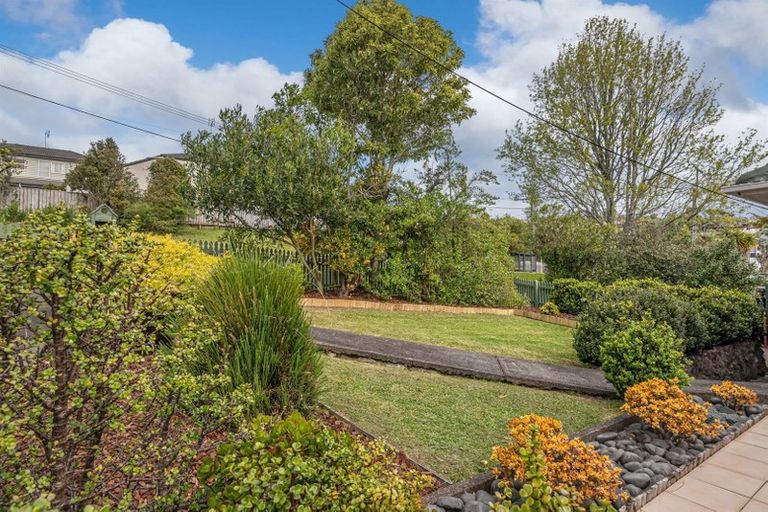 Photo of property in 1/47 Glencoe Road, Browns Bay, Auckland, 0630