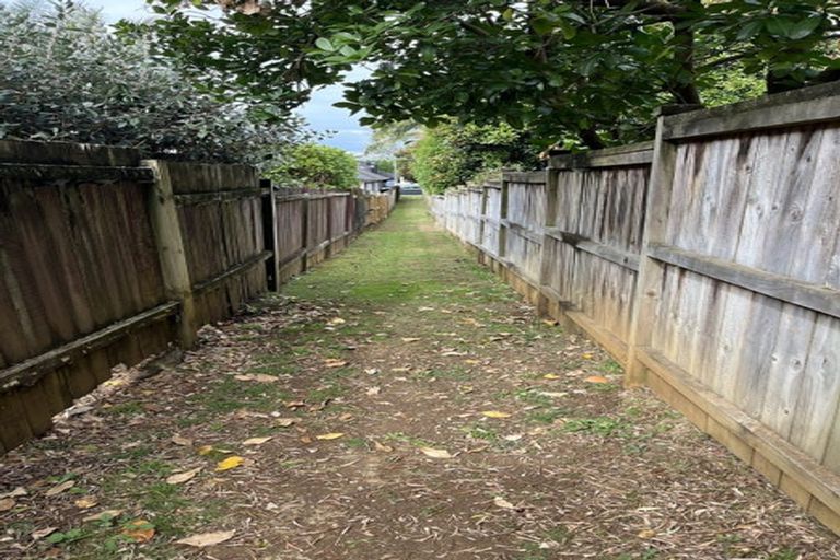 Photo of property in 3/4 Frater Avenue, Milford, Auckland, 0620