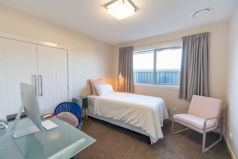 Photo of property in 16 Acheron Way, Te Anau, 9600