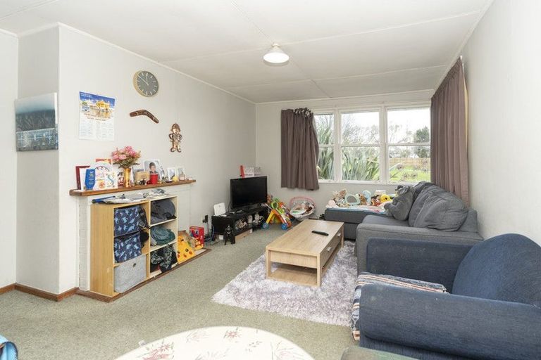 Photo of property in 29 Paul Crescent, Fairfield, Hamilton, 3214