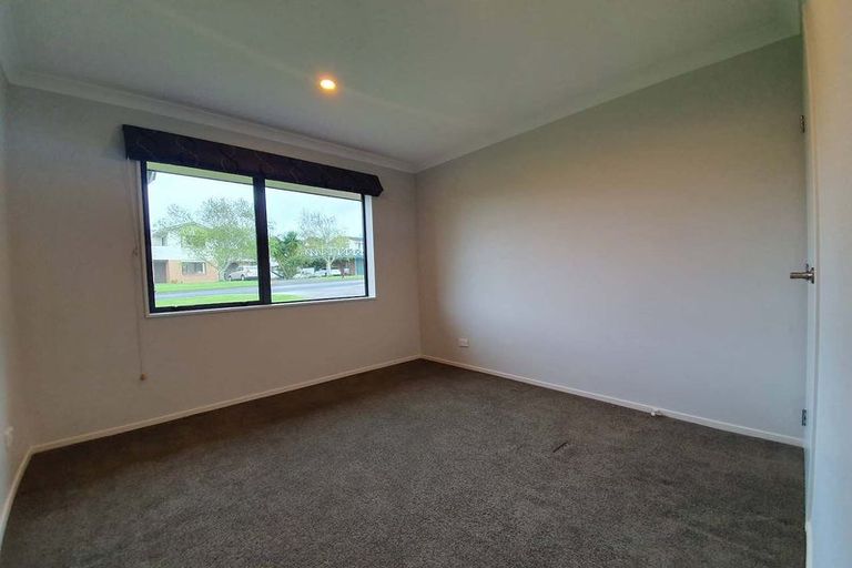 Photo of property in 5 Keven Road, Clarks Beach, Pukekohe, 2679