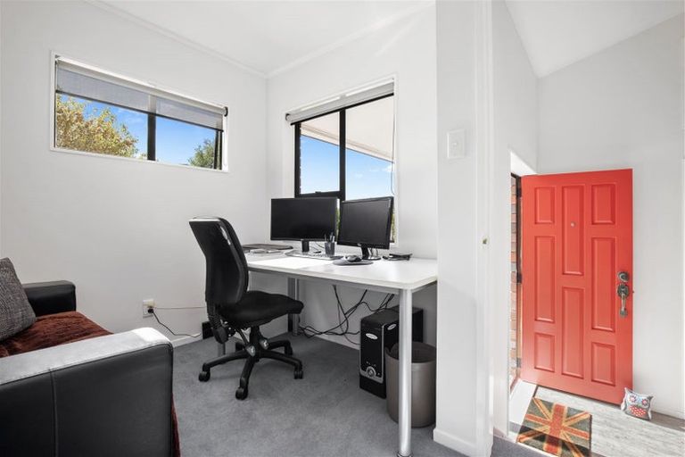 Photo of property in 59 Riverside Drive, Waiuku, 2123