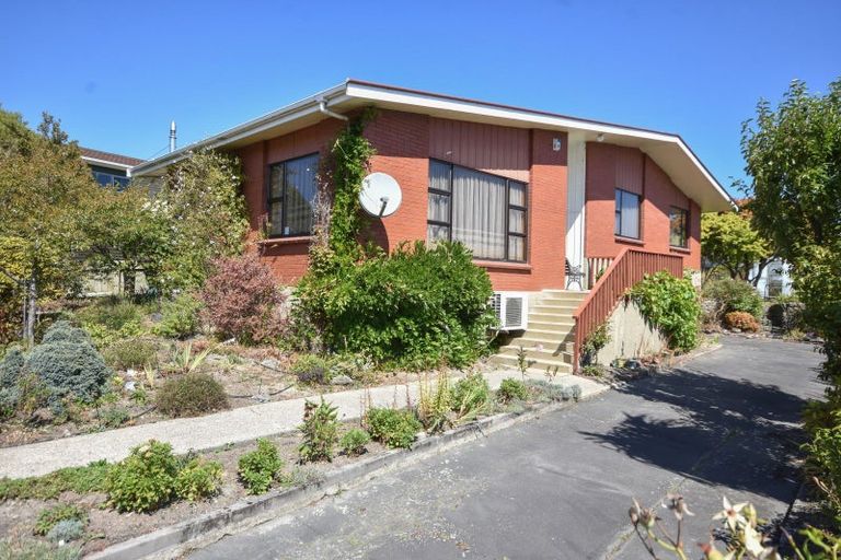 Photo of property in 20 Kinmont Crescent, Kinmont Park, Mosgiel, 9024