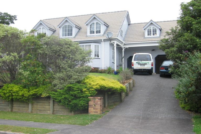 Photo of property in 3 Redfern Lane, Glenfield, Auckland, 0629