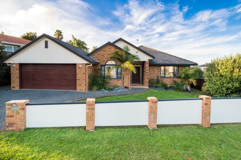 Photo of property in 39 Picasso Drive, West Harbour, Auckland, 0618