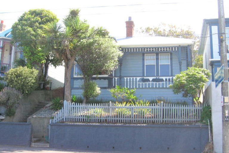 Photo of property in 110 Wallace Street, Mount Cook, Wellington, 6021