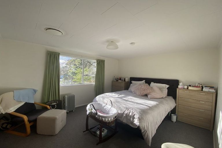 Photo of property in 193 Broderick Road, Johnsonville, Wellington, 6037