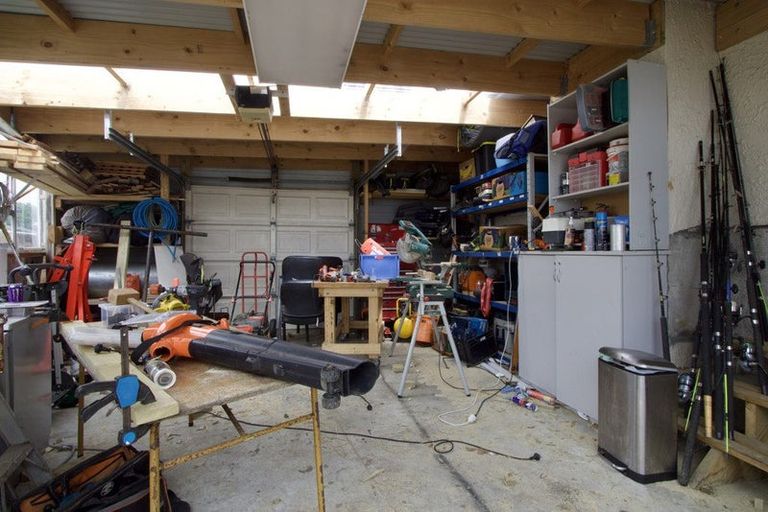 Photo of property in 15 Barrett Road, Whalers Gate, New Plymouth, 4310