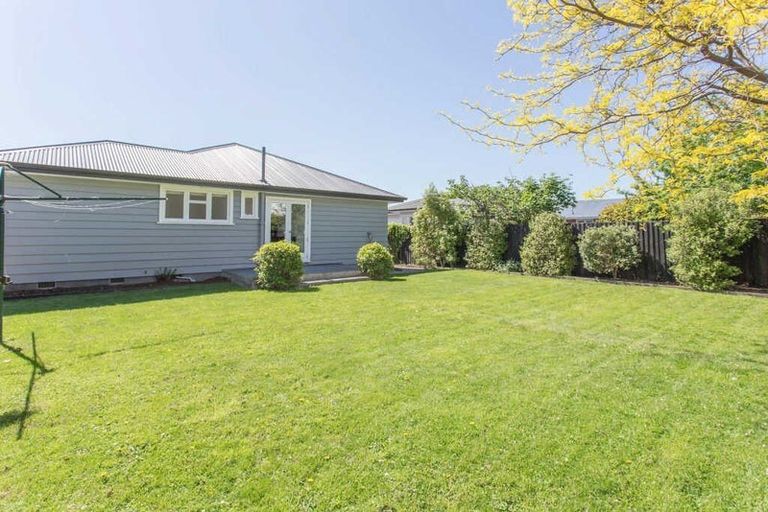 Photo of property in 9 Verran Place, Fendalton, Christchurch, 8052