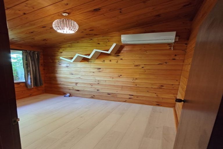 Photo of property in 179 Browns Bay Road, Browns Bay, Auckland, 0630