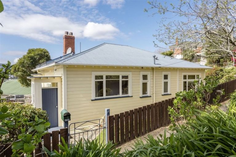 Photo of property in 16 Cairnhill Street, Maori Hill, Dunedin, 9010