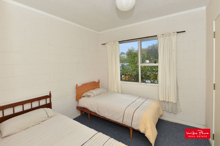 Photo of property in 2/81 Old Onerahi Road, Onerahi, Whangarei, 0110