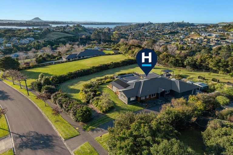 Photo of property in 25 Riverstone Drive, Welcome Bay, Tauranga, 3112