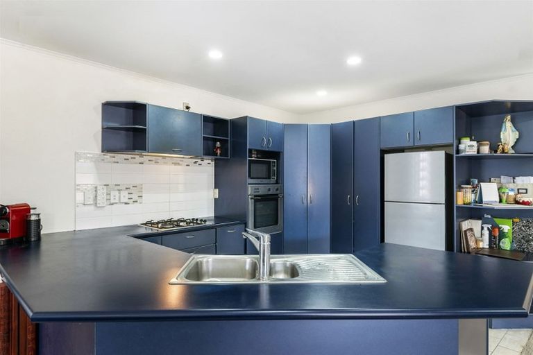 Photo of property in 620/12 Northcross Drive, Oteha, Auckland, 0632