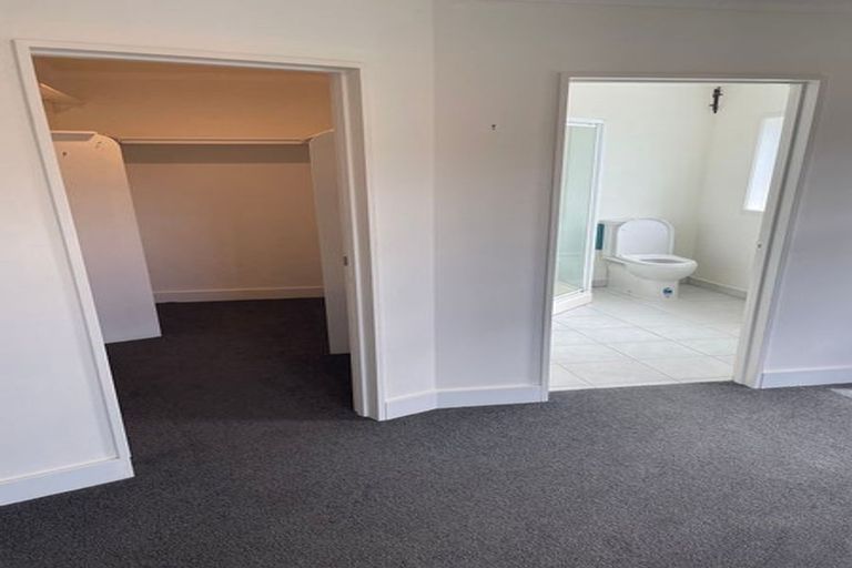 Photo of property in 2 Taranui Way, Paraparaumu Beach, Paraparaumu, 5032