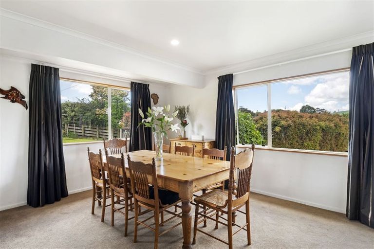 Photo of property in 3a Sample Road, Albany, Auckland, 0632