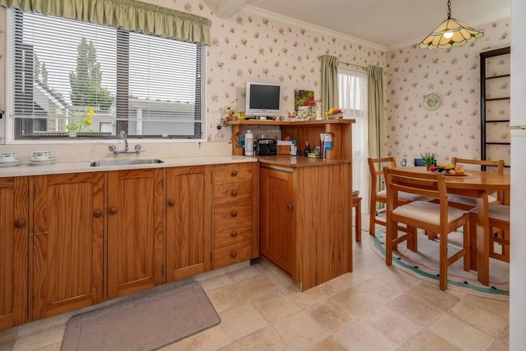 Photo of property in 2/4 Byron Place, Stoke, Nelson, 7011