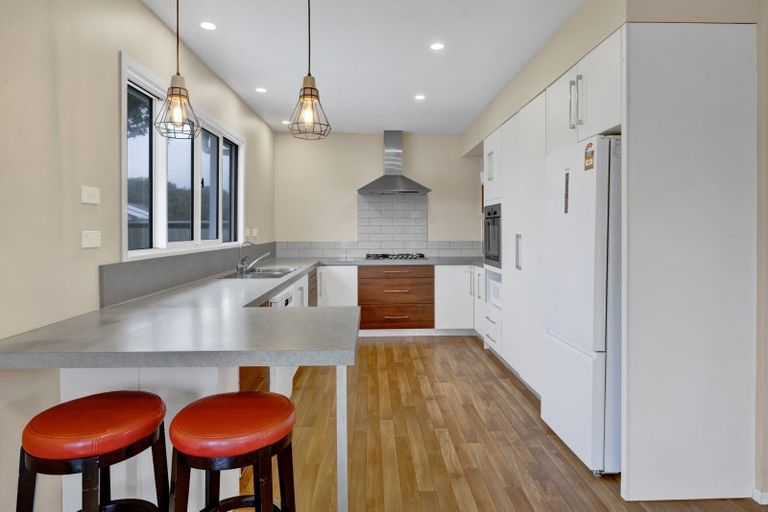 Photo of property in 43 Fox Street, Opunake, 4616