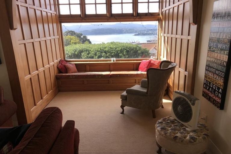 Photo of property in 9 Wadestown Road, Wadestown, Wellington, 6012