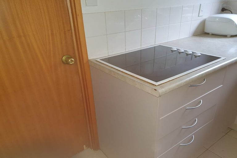 Photo of property in 17 Cashmere Place, Glenfield, Auckland, 0629