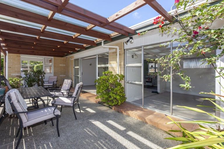 Photo of property in 114b Hillcrest Road, Raumati Beach, Paraparaumu, 5032