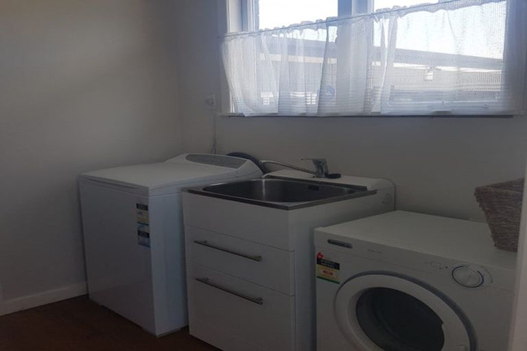 Photo of property in 25 Beech Crescent, Hillcrest, Hamilton, 3216