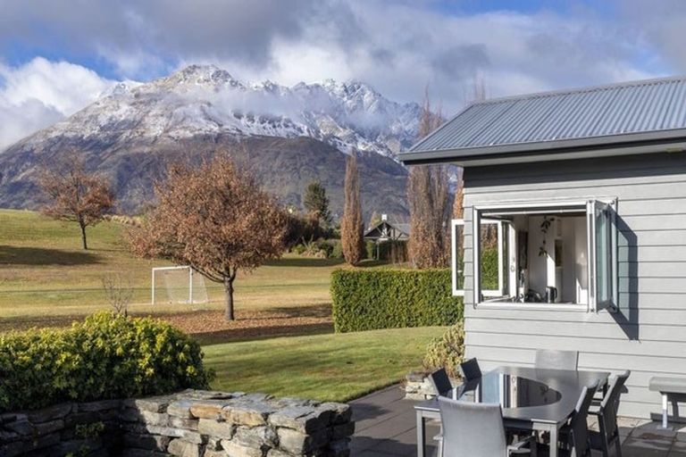 Photo of property in 45 Ferry Hill Drive, Lower Shotover, Queenstown, 9371