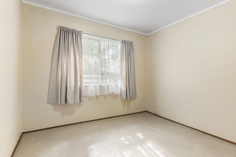 Photo of property in 26 Tamaki Bay Drive, Pakuranga, Auckland, 2010