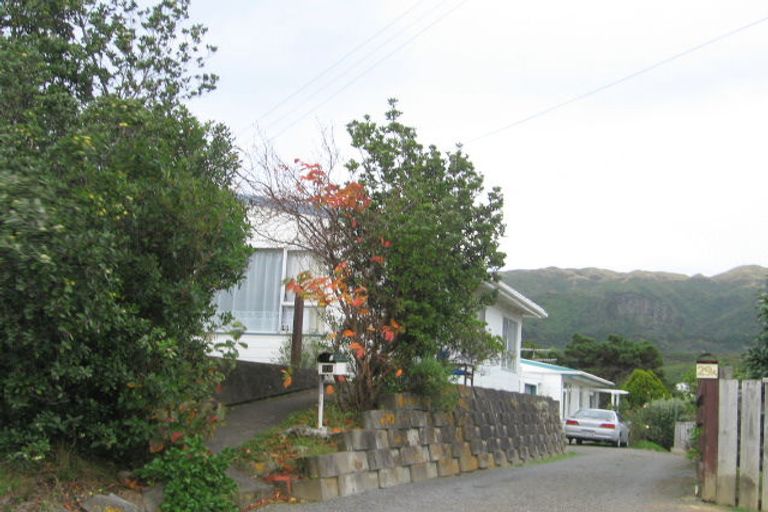 Photo of property in 29a Coates Street, Tawa, Wellington, 5028