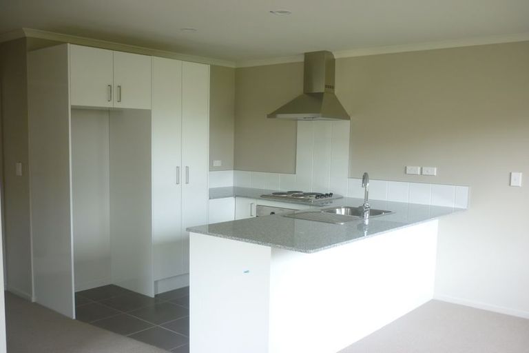 Photo of property in 59a Sungrove Rise, Sunnyvale, Auckland, 0612