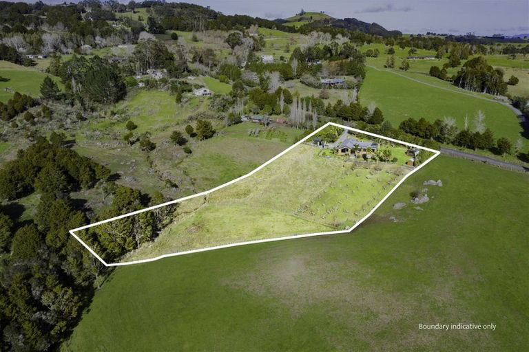 Photo of property in 502 Matarau Road, Ruatangata West, Kamo, 0185