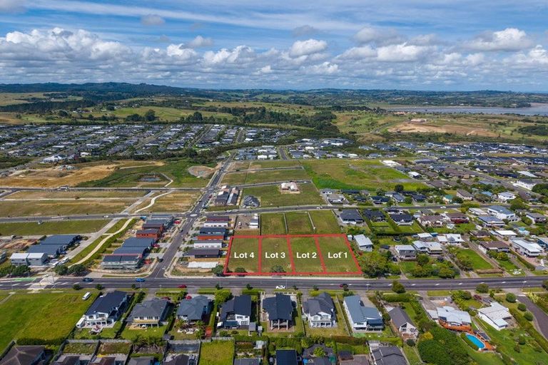Photo of property in 1 Kakahi Road, Beachlands, 2018