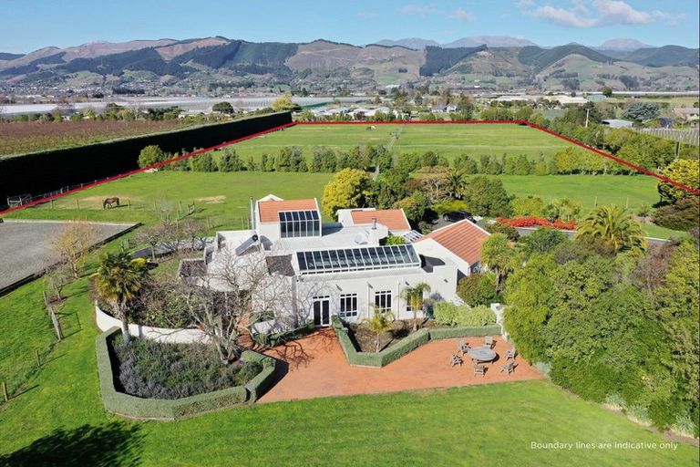 Photo of property in 28 Ranzau Road West, Hope, Richmond, 7081