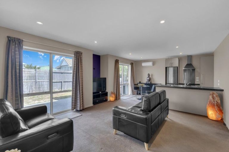 Photo of property in 1/56 Blake Street, New Brighton, Christchurch, 8061