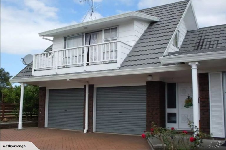 Photo of property in 32 Gilbass Avenue, Hamilton Lake, Hamilton, 3204