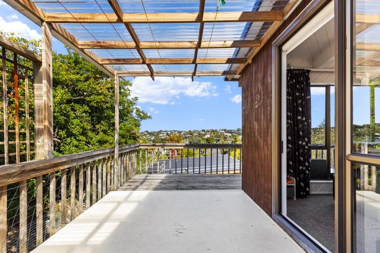 Photo of property in 504 Beach Road, Murrays Bay, Auckland, 0630