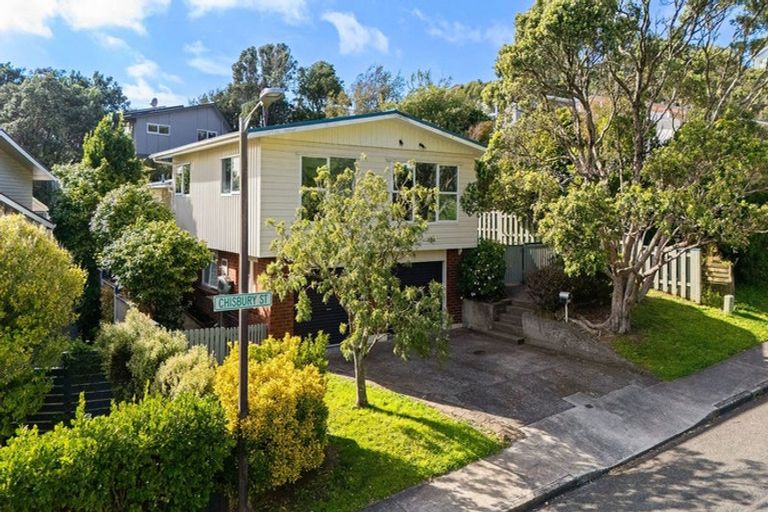 Photo of property in 7 Chisbury Street, Churton Park, Wellington, 6037