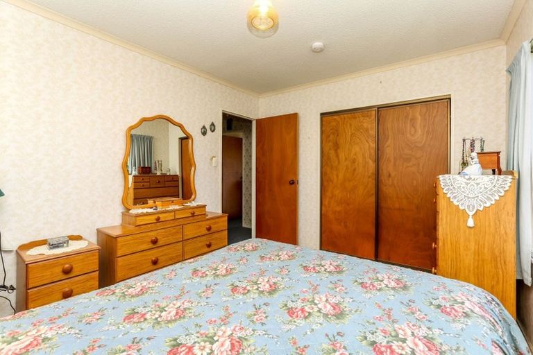 Photo of property in 1 Nursery Place, Westown, New Plymouth, 4310