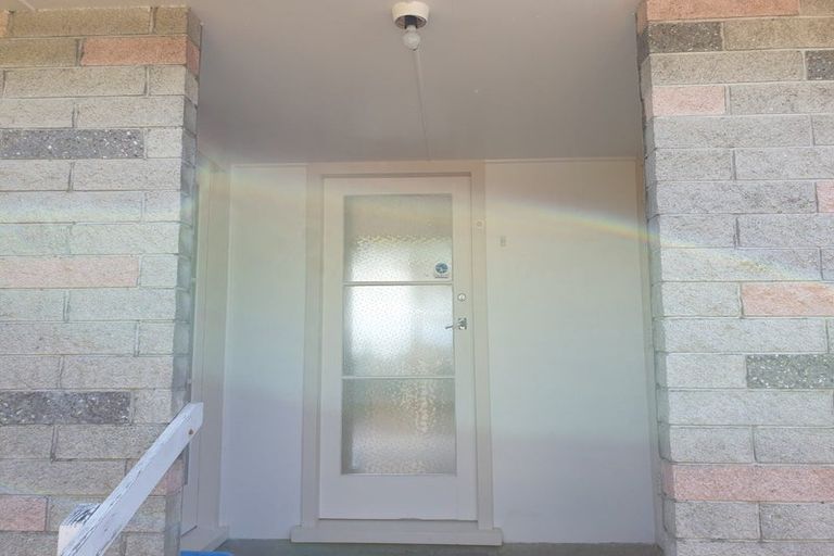 Photo of property in 303a Waiwhetu Road, Fairfield, Lower Hutt, 5011