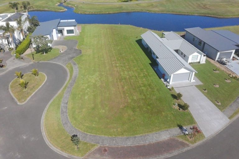 Photo of property in 70 Saint Andrews Drive, Pauanui, Hikuai, 3579