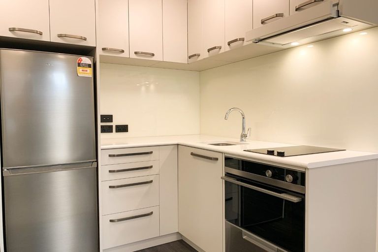 Photo of property in 303/3 Roxburgh Street, Mount Victoria, Wellington, 6011